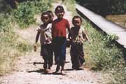 Children on the bidge betwenn Don Det and Don Khon islands. Laos.